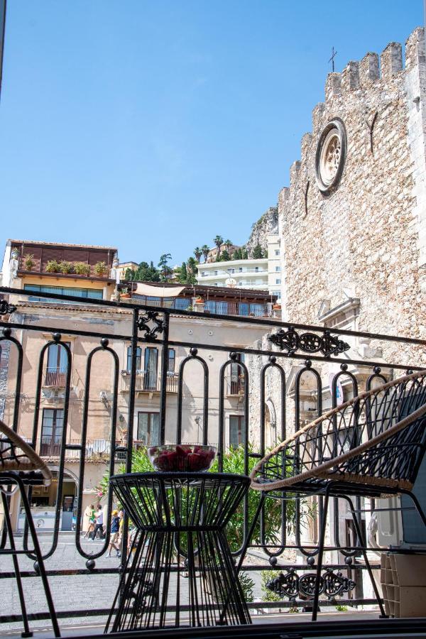 Castalia Apartments & Rooms Duomo Taormina Exterior photo
