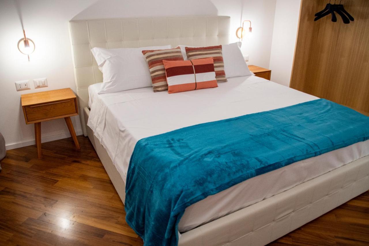 Castalia Apartments & Rooms Duomo Taormina Exterior photo