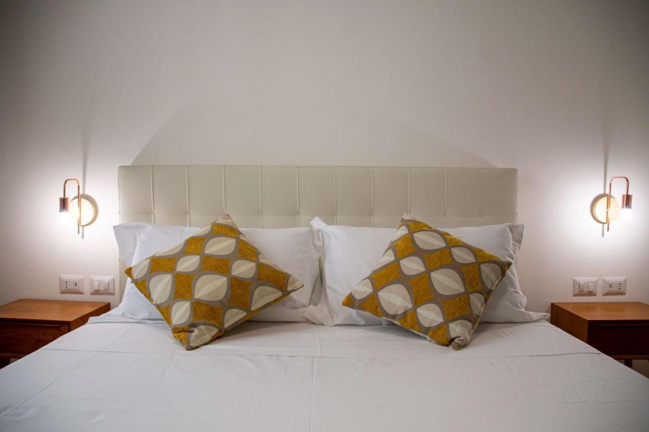Castalia Apartments & Rooms Duomo Taormina Exterior photo