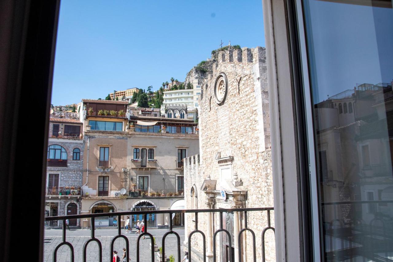 Castalia Apartments & Rooms Duomo Taormina Exterior photo