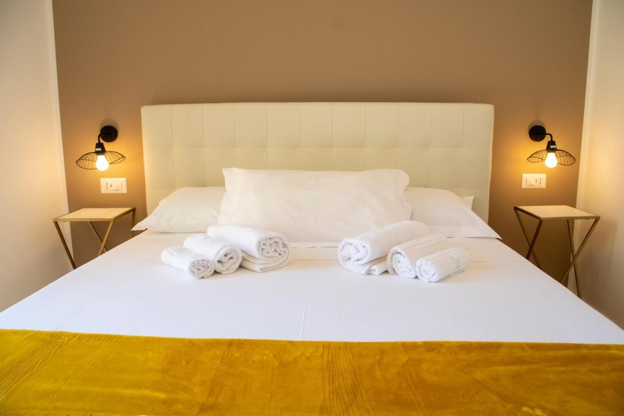 Castalia Apartments & Rooms Duomo Taormina Exterior photo