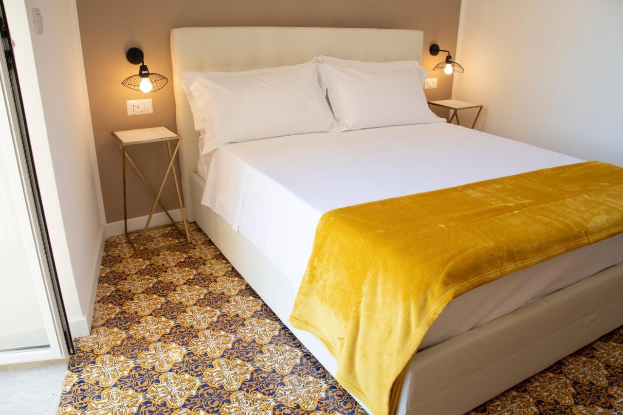Castalia Apartments & Rooms Duomo Taormina Exterior photo