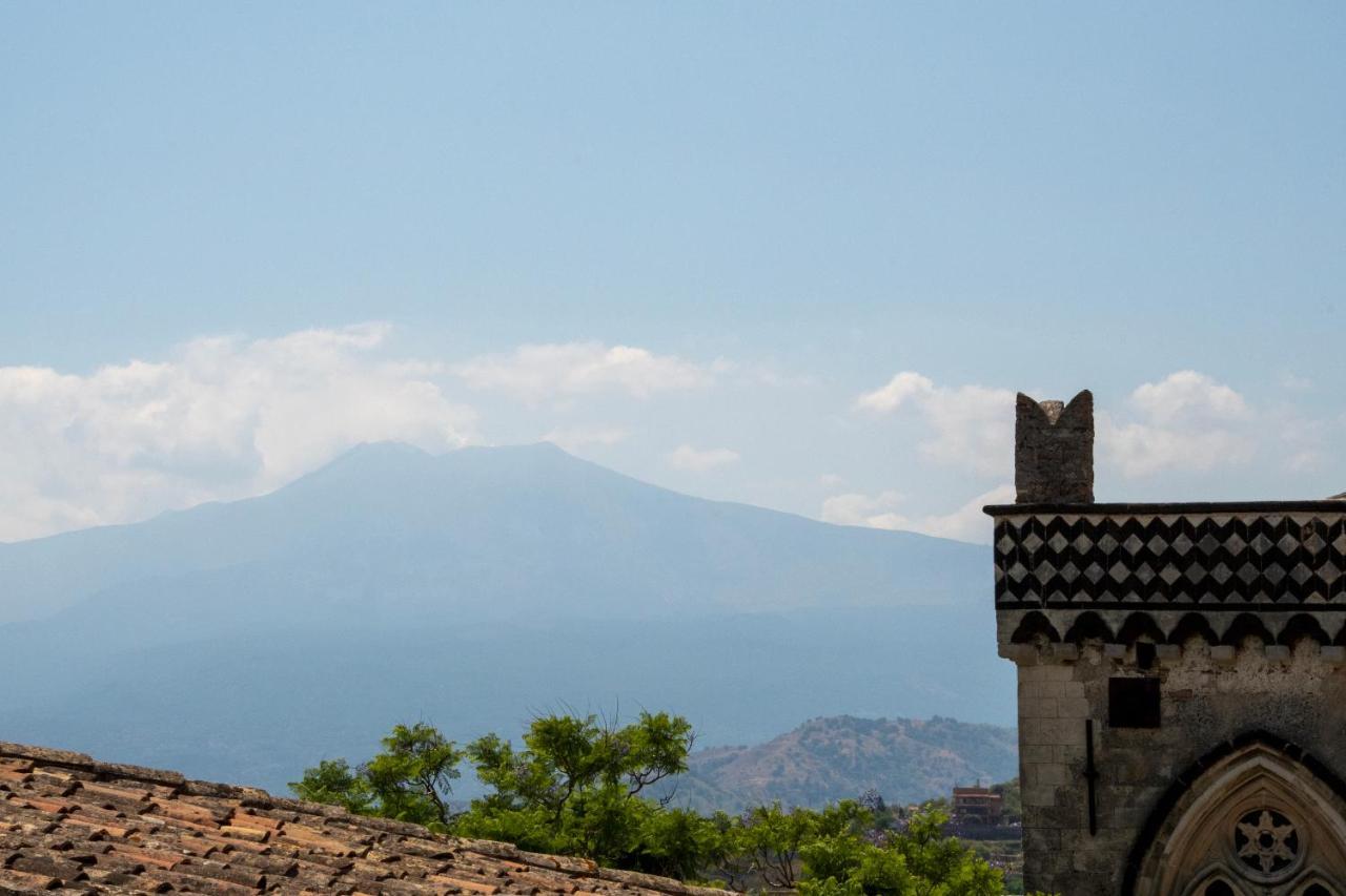 Castalia Apartments & Rooms Duomo Taormina Exterior photo